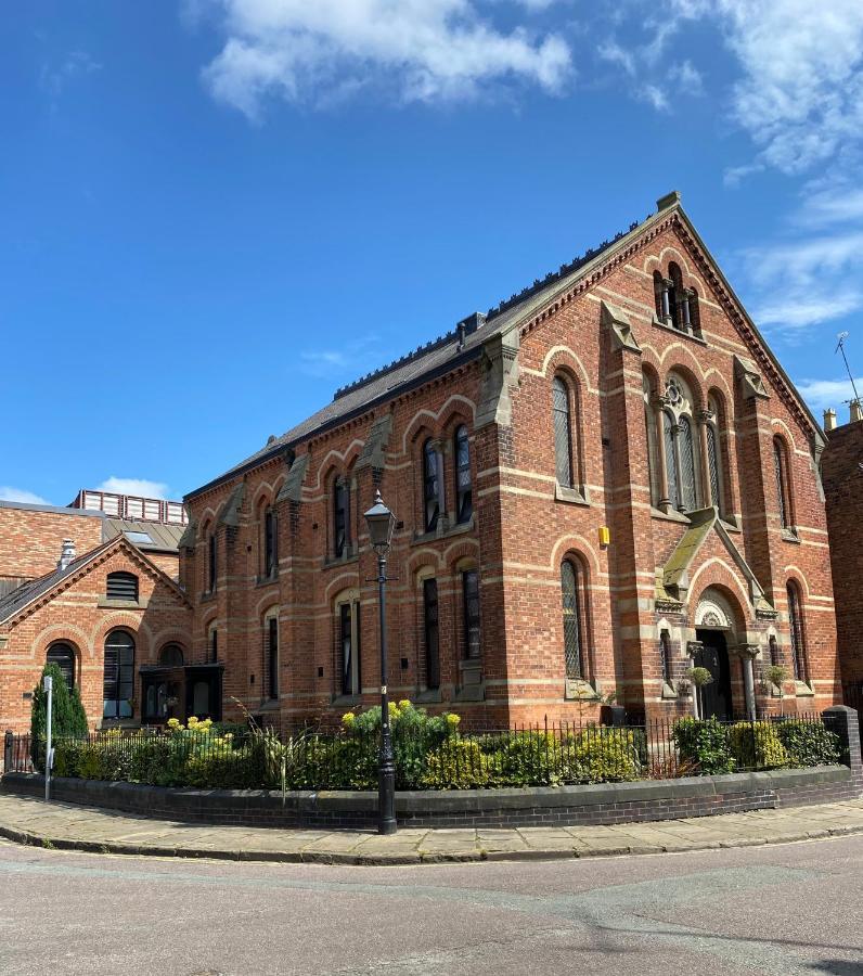 Luxury Chapel Apartment Within City Walls Chester Exteriör bild